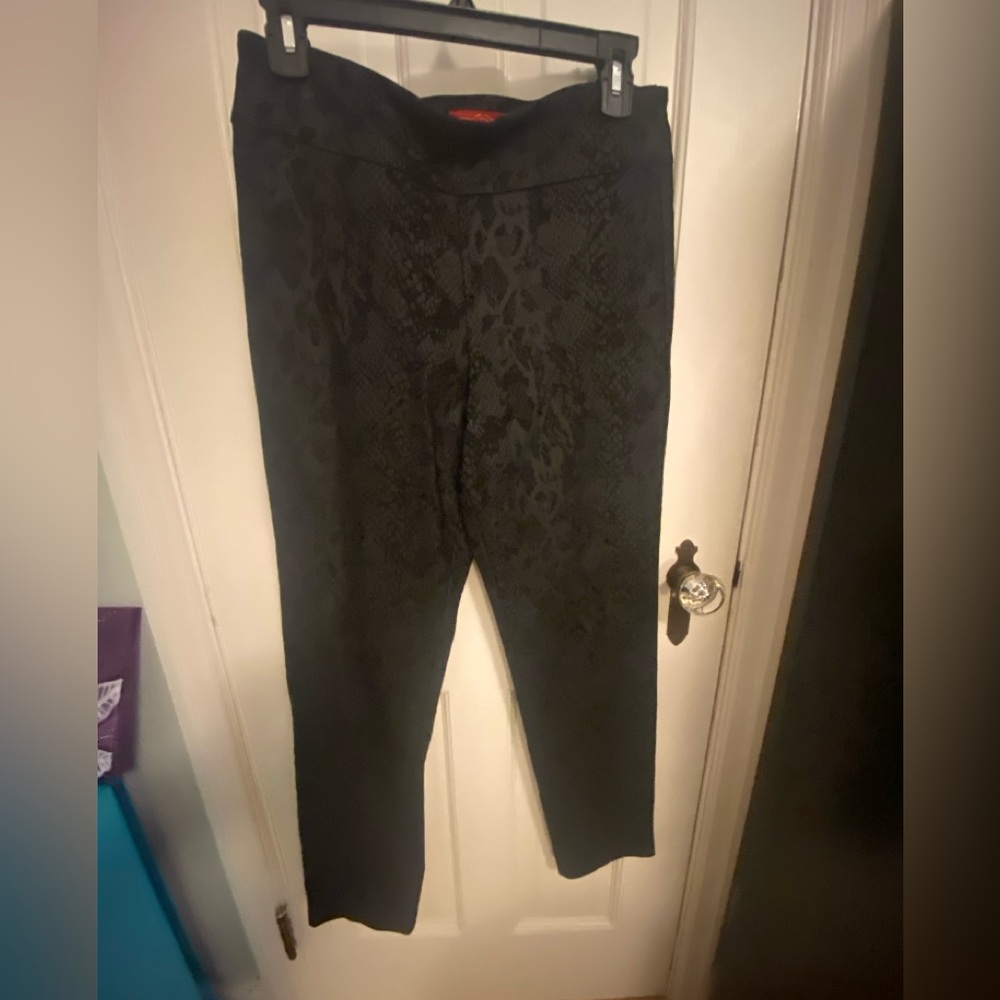 Soho Boutique Black Python Pants Size 8 NWT